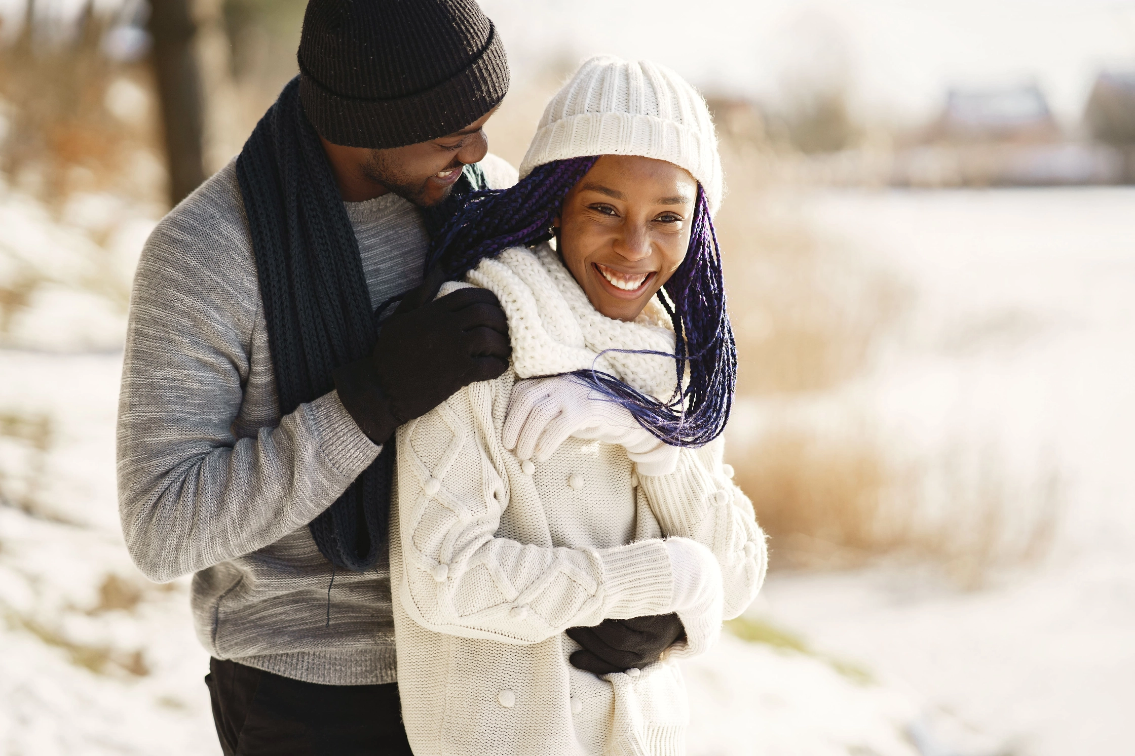 people-walks-outside-winter-day-african-couple (1)