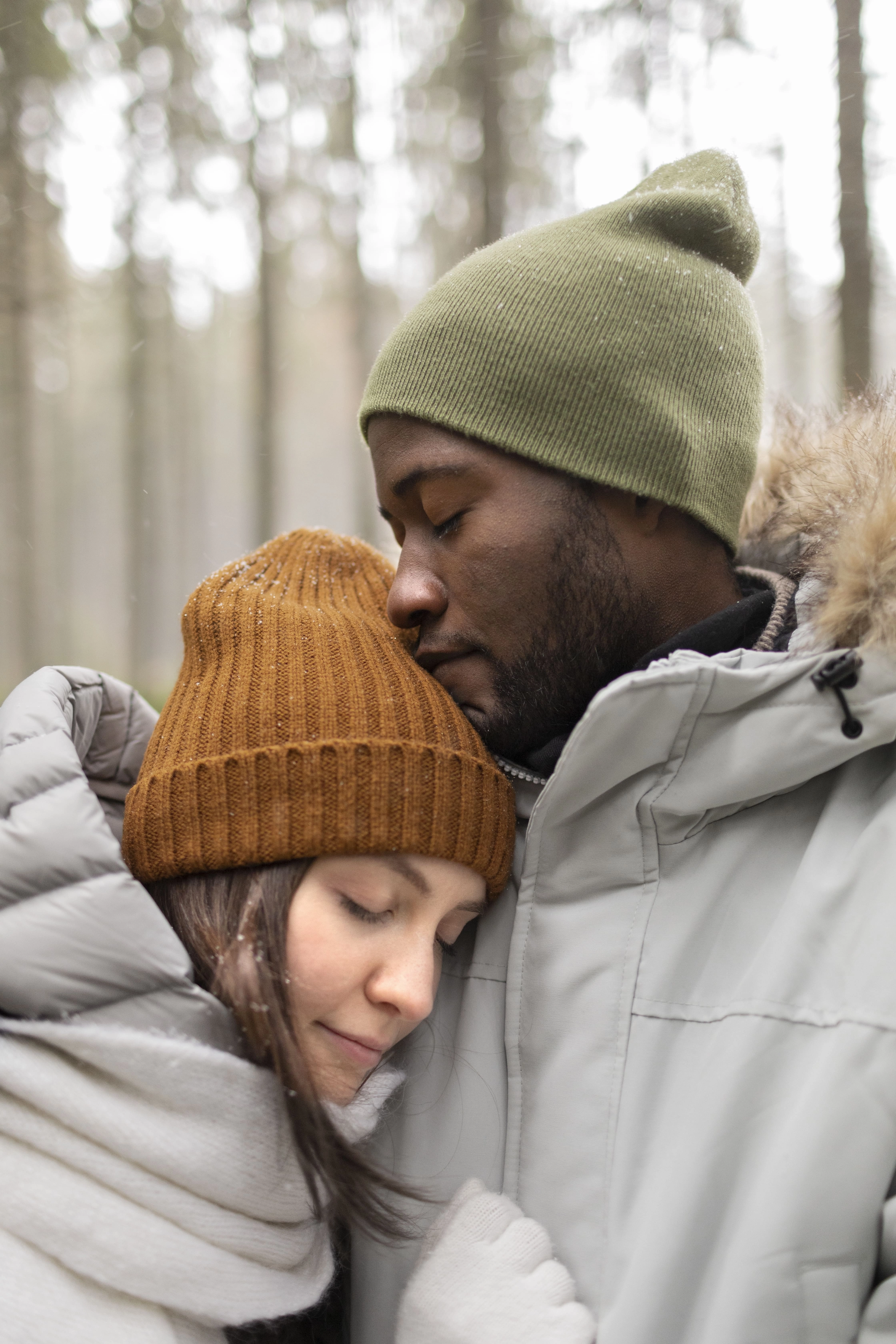 romantic-couple-winter-road-trip-together-forest