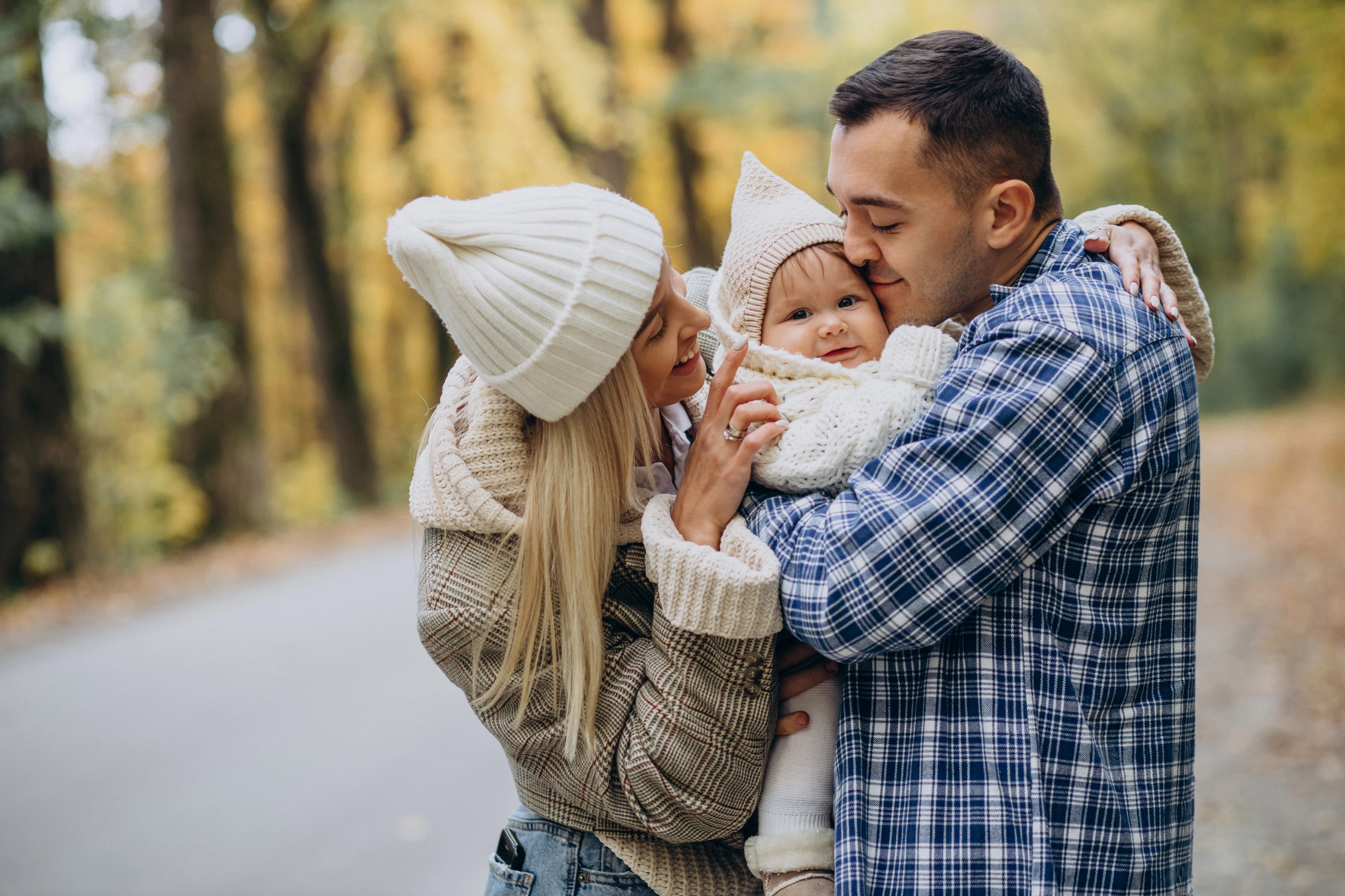 young-family-with-little-daughter-autumn-park