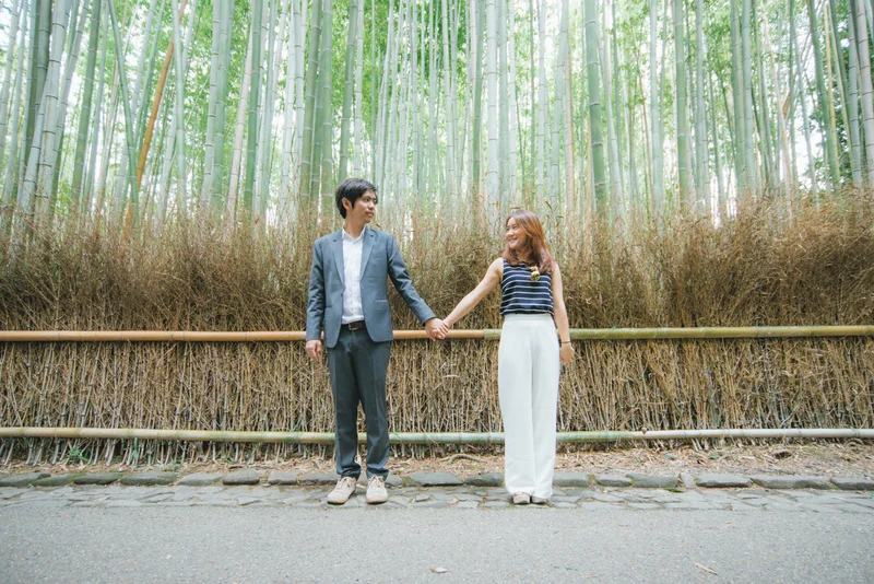 Romantic photoshoot for couples photo 3